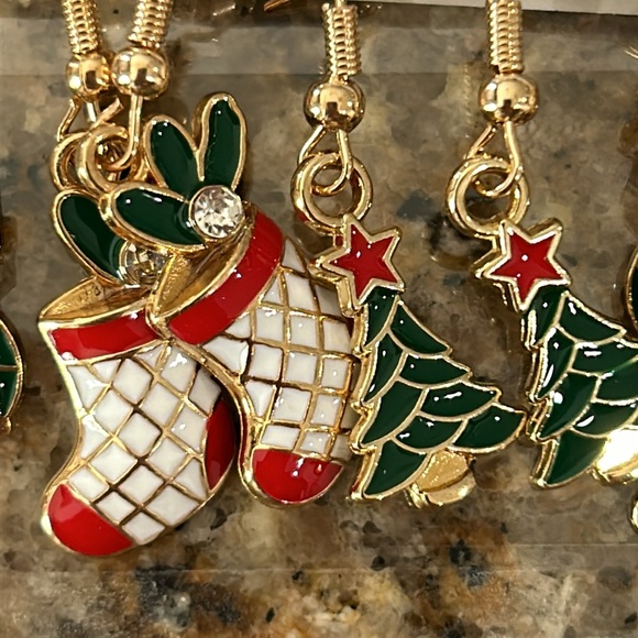 Winter Holiday Earrings - 5 Pairs 🎄 - Picture 3 of 4